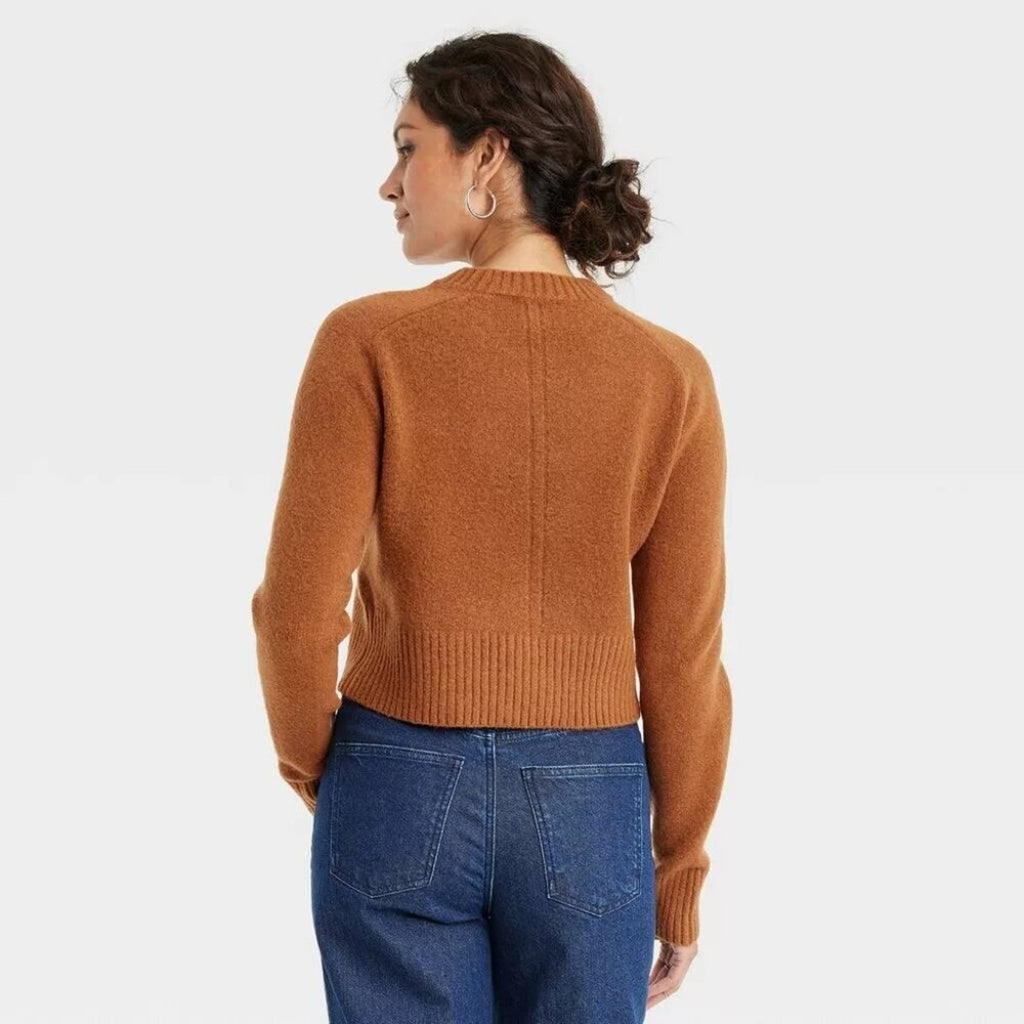 A504-B • Crew Neck Cashmere-Like Pullover Cropped Knit Sweater