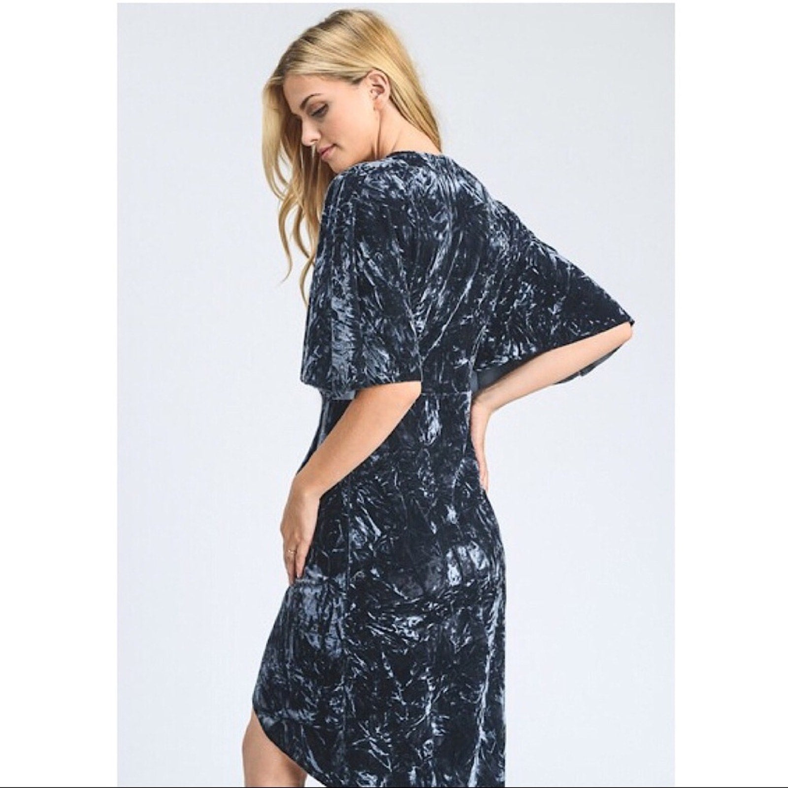 A075 ◾ Crushed Velvet Kimono Wrap Dress