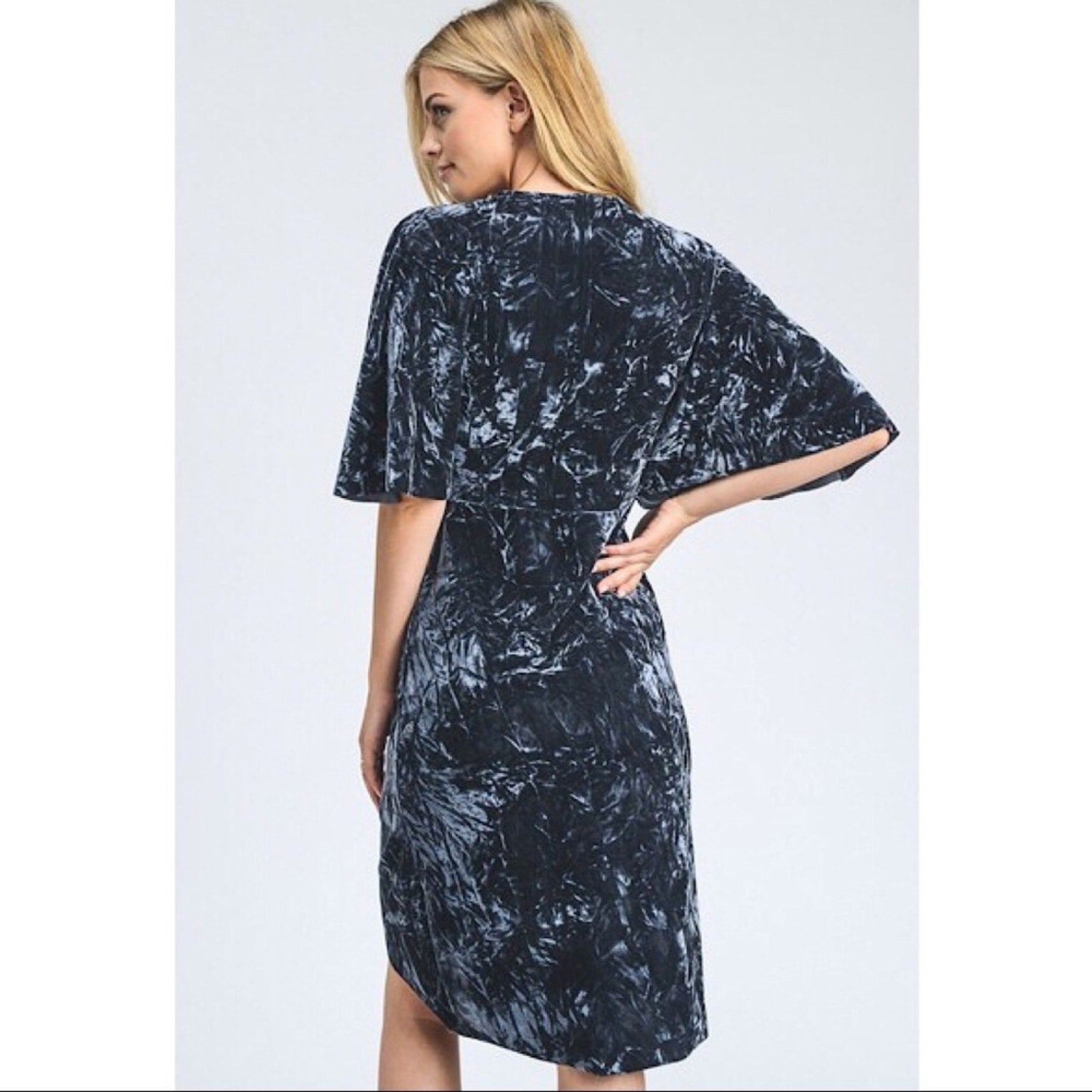 A075 ◾ Crushed Velvet Kimono Wrap Dress
