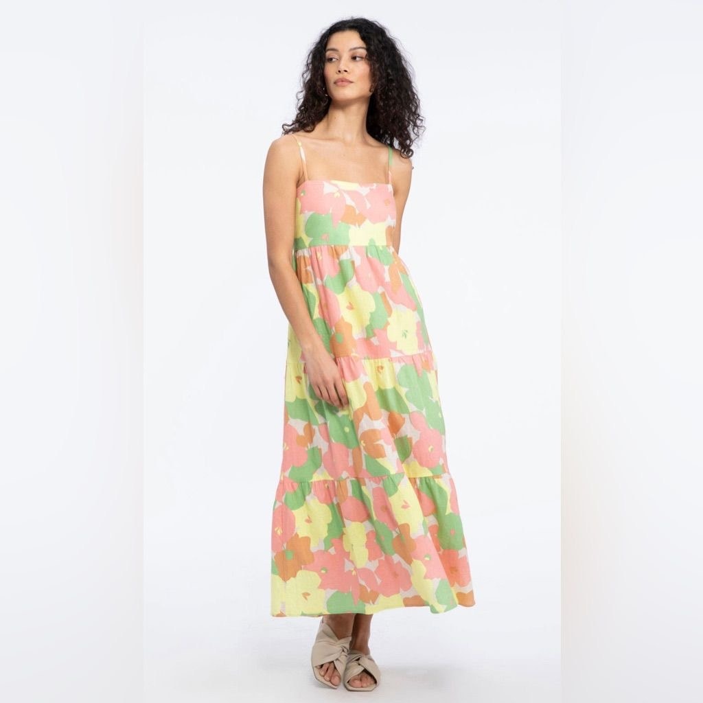 A208 ◾ Floral 3-Tier Midi Maxi Dress