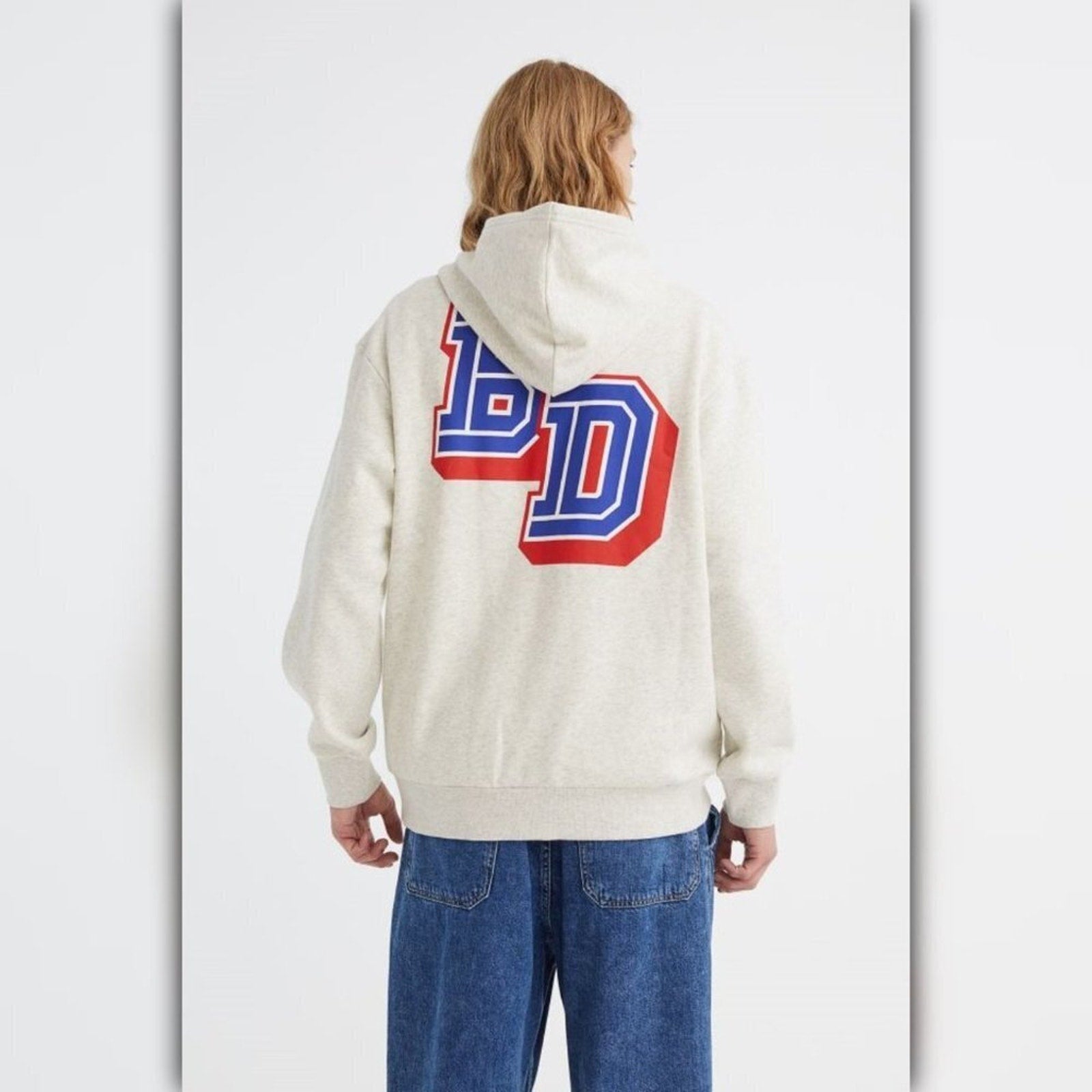 A524 • Relaxed Fit Varsity BD Graphic Hoodie – Heather Grey