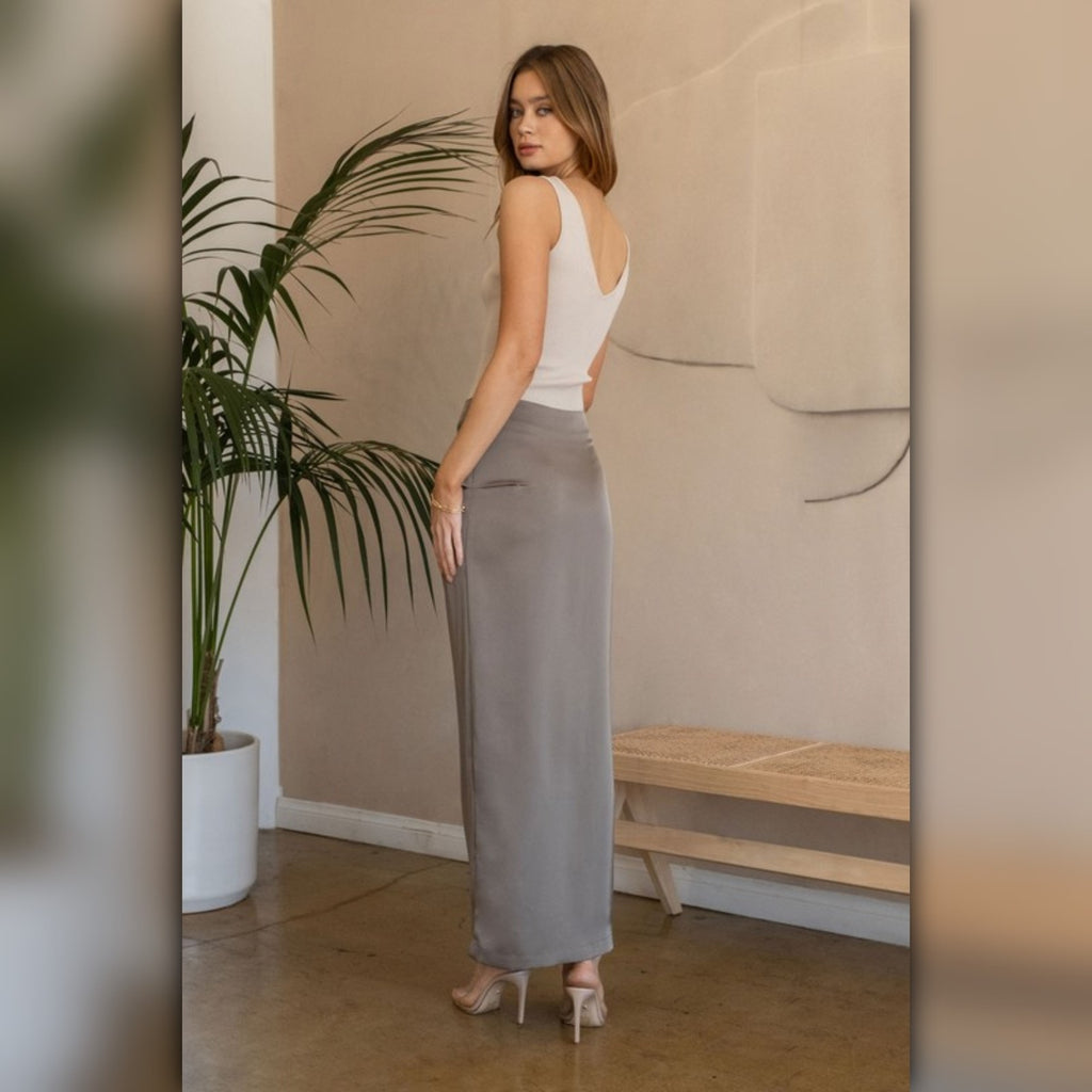 A046-B • V Neck Sleeveless Ribbed Tank Top